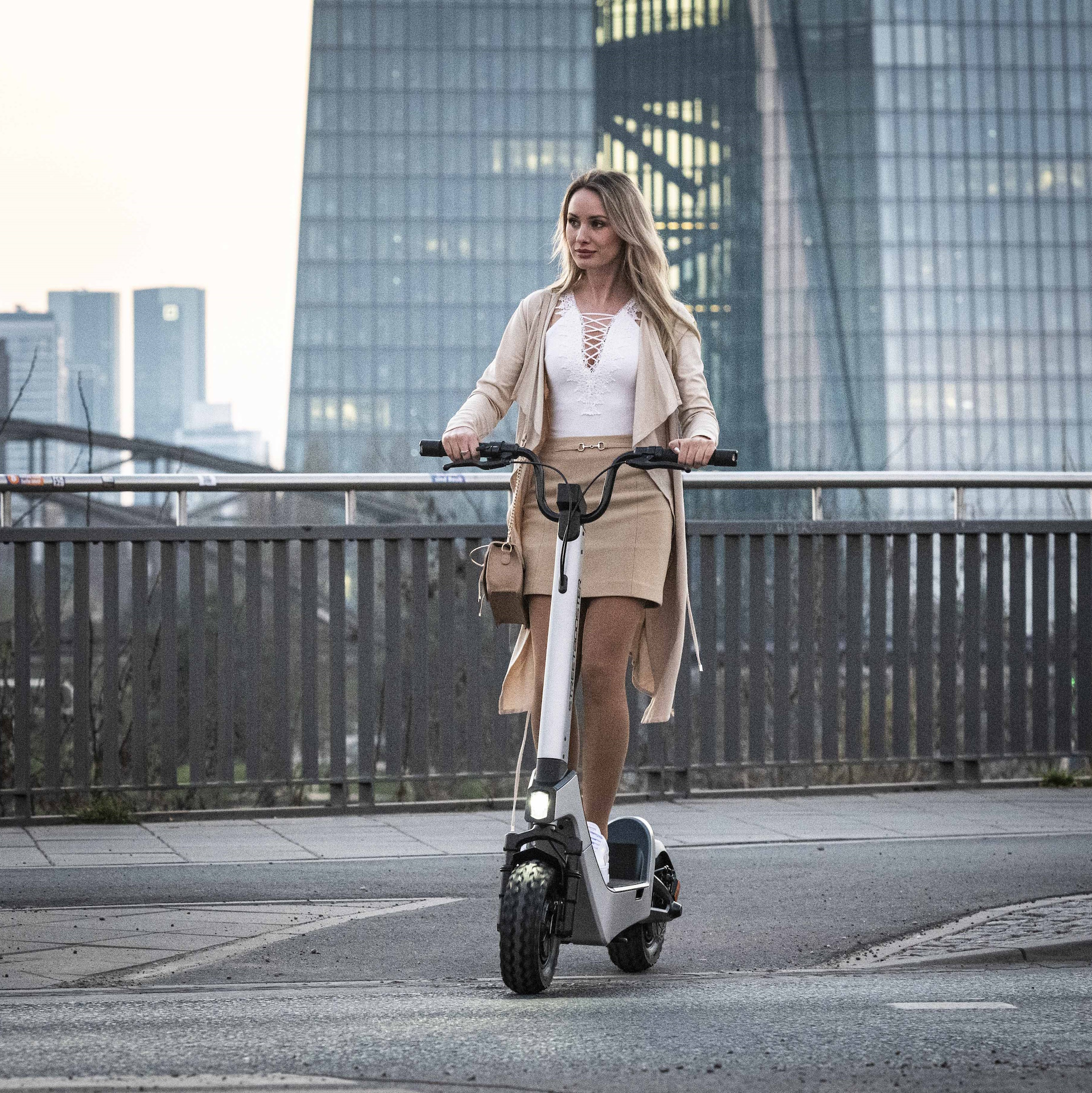 E-Scooter STREETBOOSTER Pollux, E-Scooter, Transport, Fahrzeug, Roller