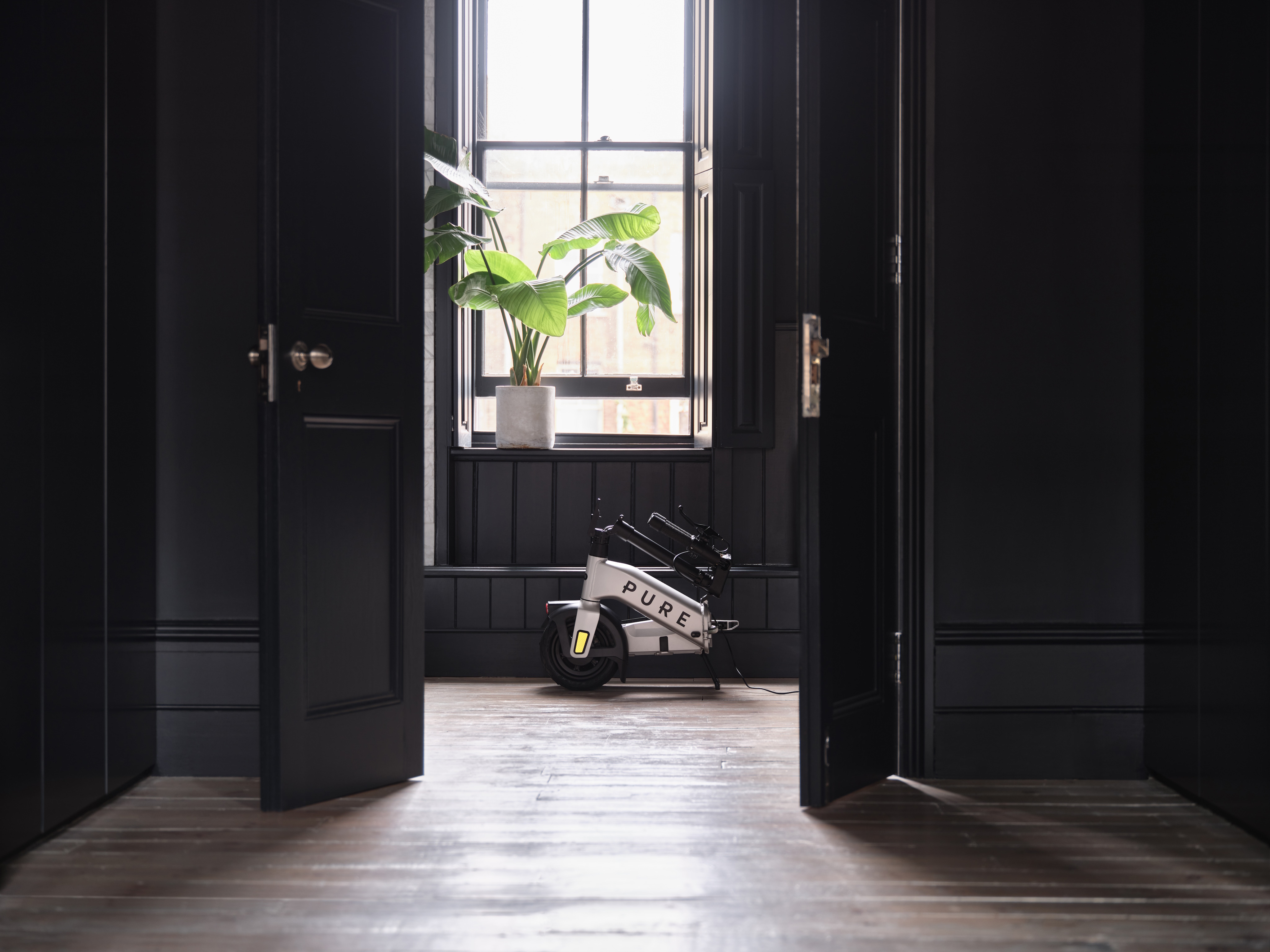 PURE Flex Platino, Fußboden, Bodenbeläge, Drinnen, Innenarchitektur, E-Scooter