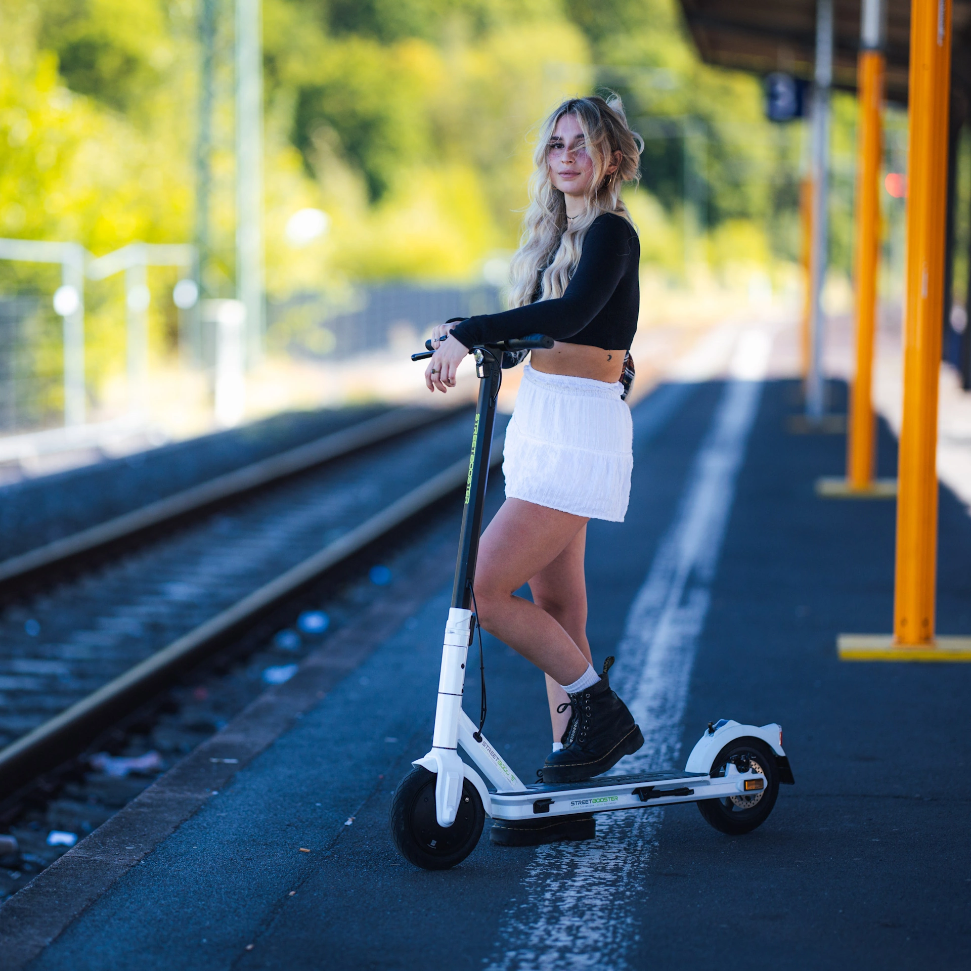 E-Scooter STREETBOOSTER Vega schwarz